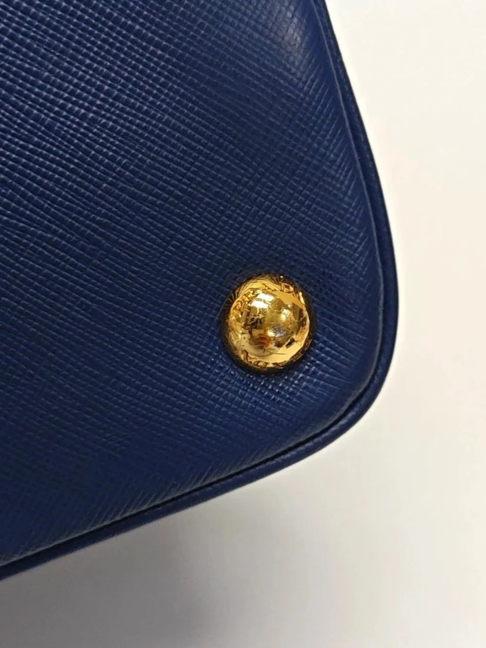 ♥️Prada Saffiano Large Blue Leather Promenade Dome Satchel with Gold Hardware♥️